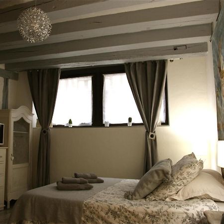 Le Logis De L'Hermine Blois Esterno foto