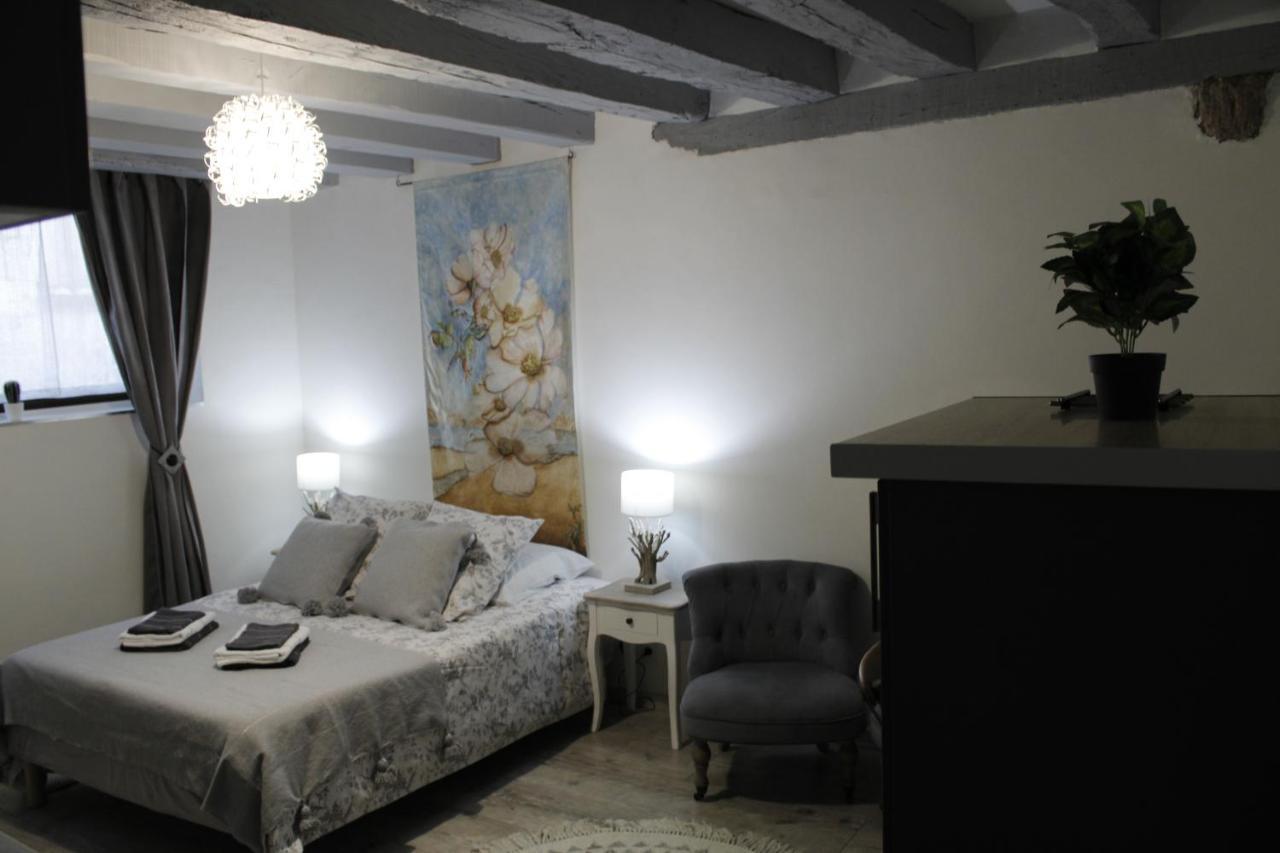 Le Logis De L'Hermine Blois Esterno foto