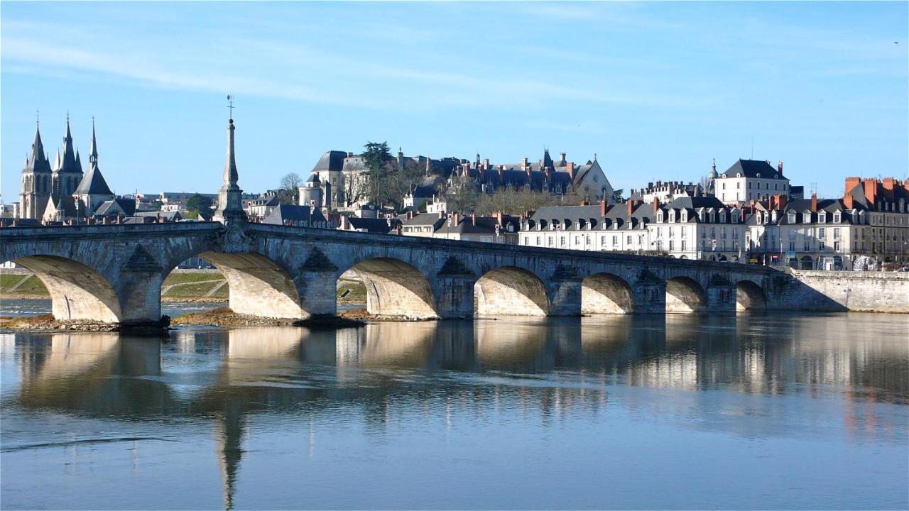 Appartamento Le Logis De L'Hermine Blois Esterno foto